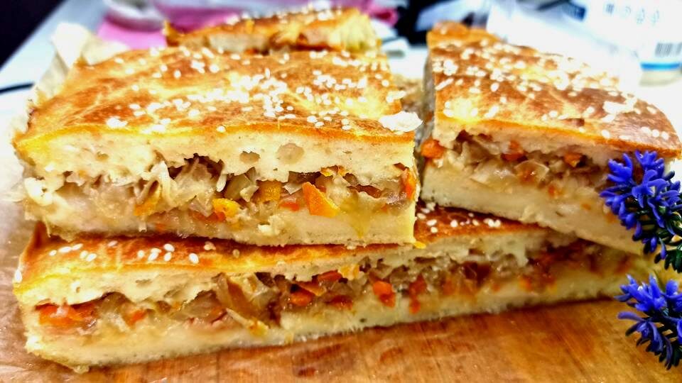 Вкусный пирог с капустой на кефире: мой любимый домашний рецепт