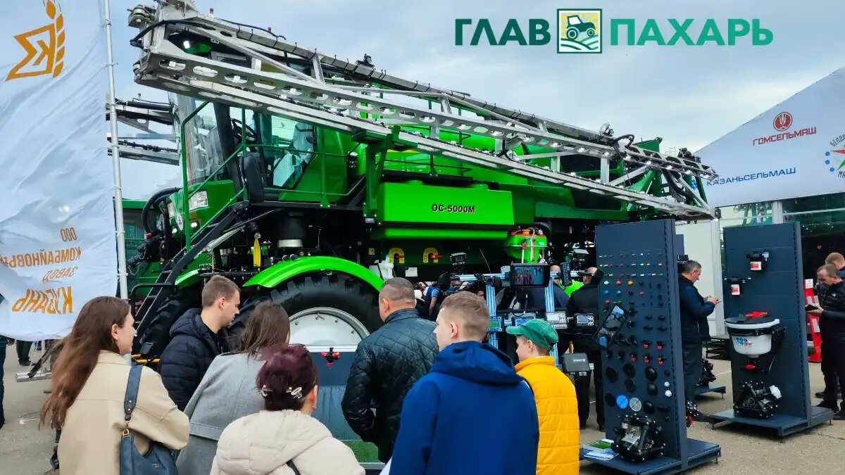 Фото: © Артём Борисов / Glavpahar.ru
ЮГАГРО 2025: представлен новый самоходный опрыскиватель БАРС ОС-5000М от Казаньсельмаш