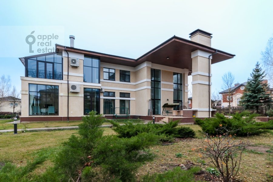 Фото из архива Apple Real Estate