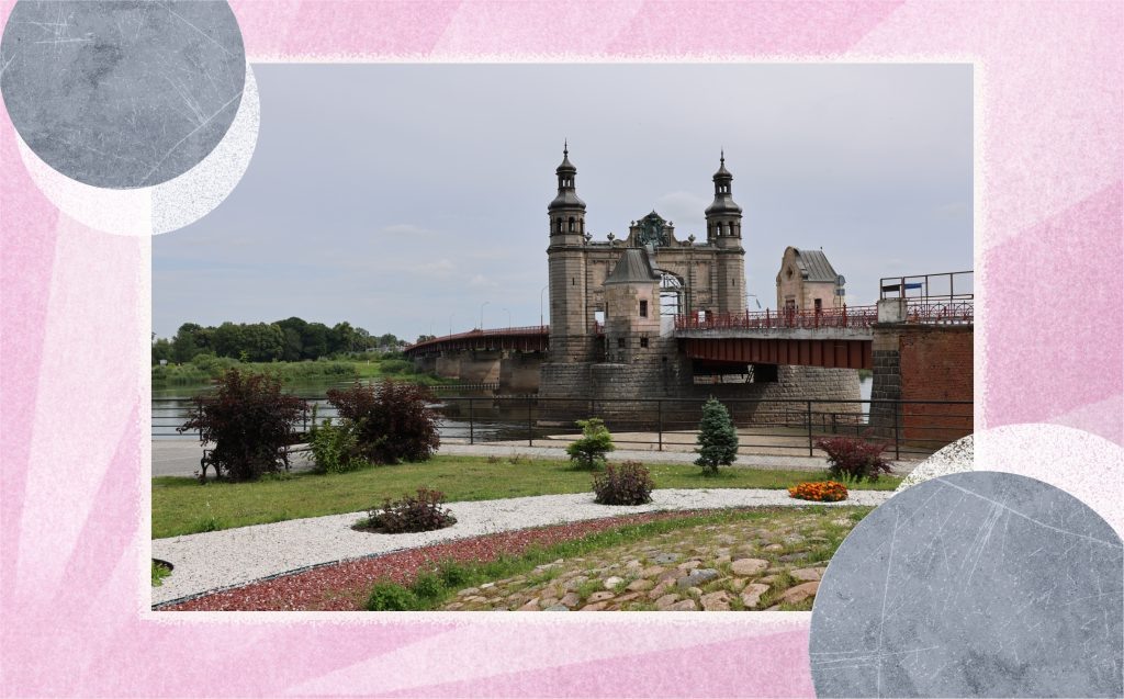 Мост королевы Луизы. Фото: Михаил Дорушин