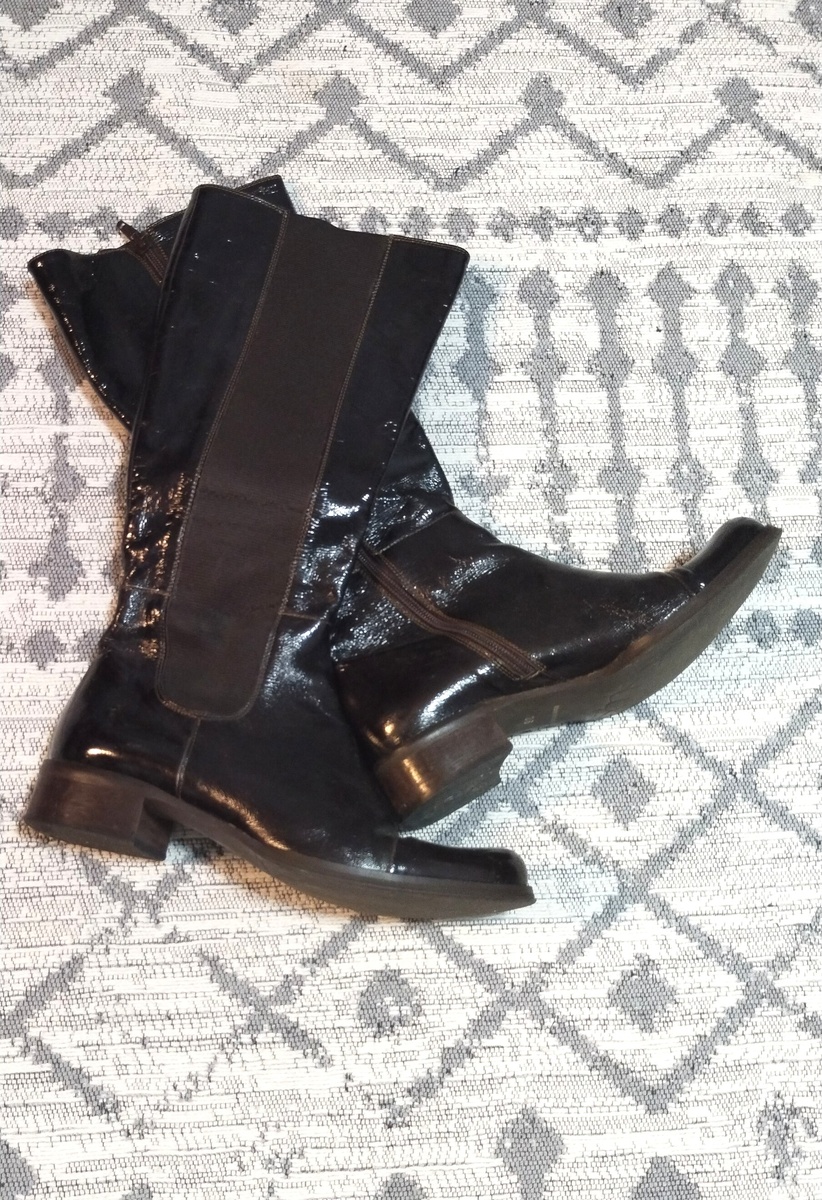 Сапоги "No name", Италия. Натуральная лаковая кожа.