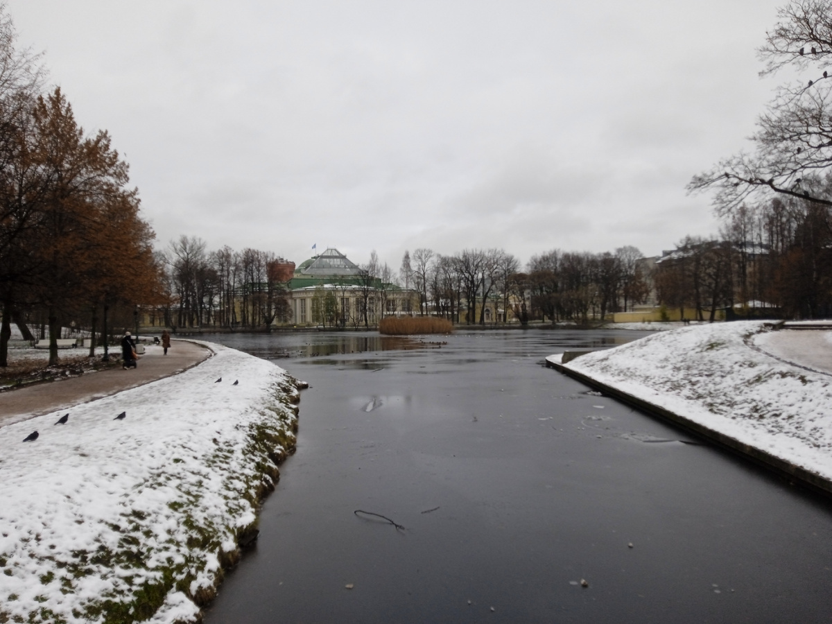 Петербург. Таврический дворец 20 ноября 2025. Фотографии авторские.