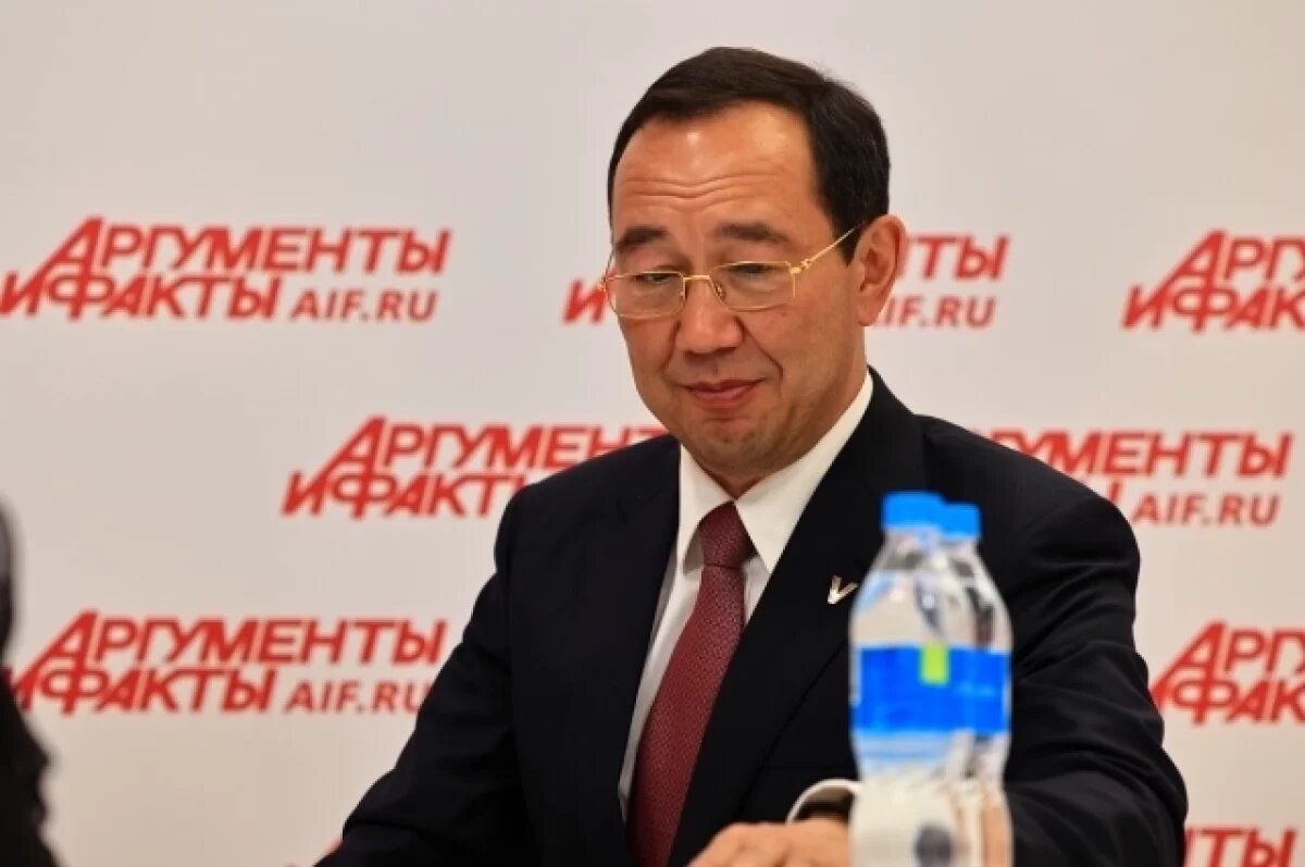    Фейк об отставке Айсена Николаева опровергла администрация Якутии