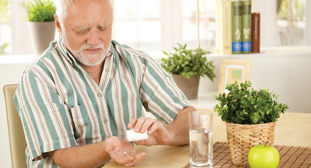 Индометацин: мощное лекарство, которое может спасти — и навредить. Как использовать его с умом?