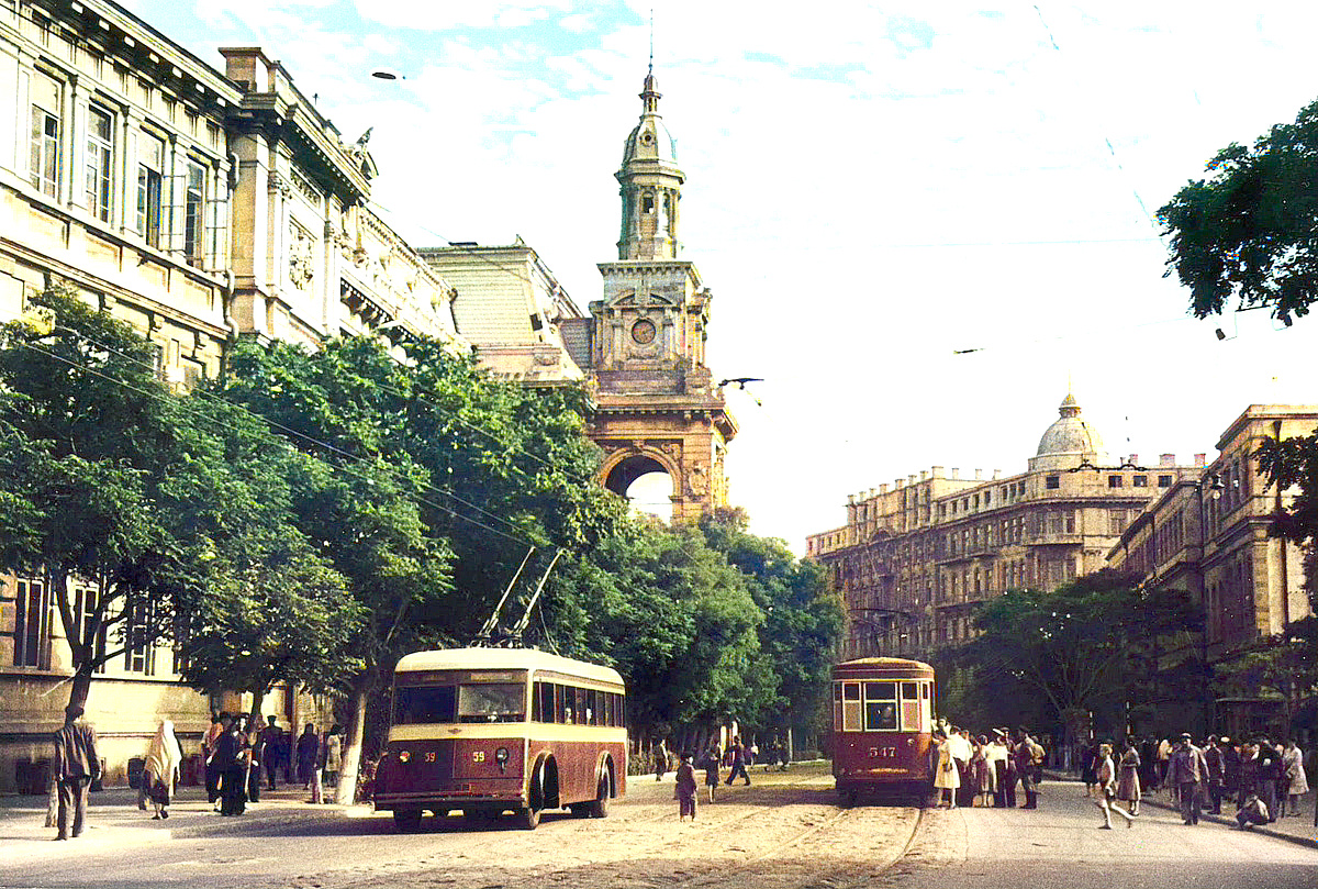 Коммунистическая улица. 6 июня 1946 года