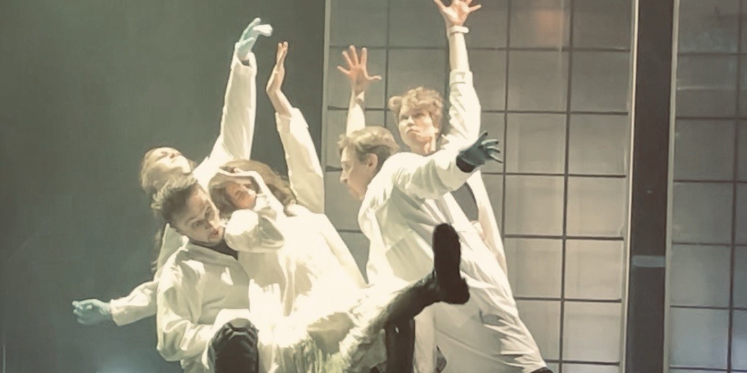 Побывала в театральной вселенной Стругацких: как прошла премьера спектакля «Зона отчуждения»