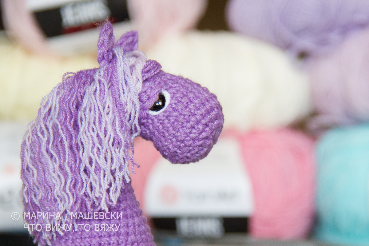 Конь Понедельник с лицом примерно как у меня по понедельникам :) Почти автопортрет