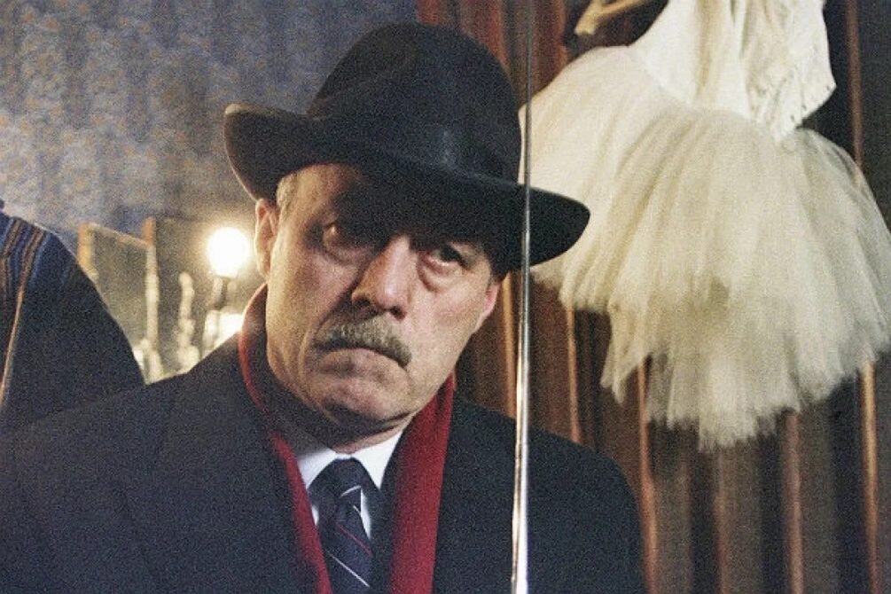 Кадр из фильма «Асса». Главный злодей Крымов, которого сыграл Станислав Говорухин.