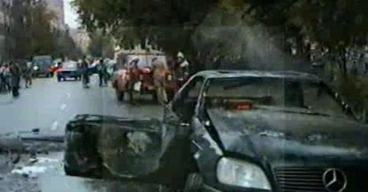 Фото из архивов. Авто после взрыва