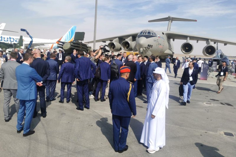 Авиасалон Dubai Airshow 2025 (Фото: Игорь Черняк/РГ)
