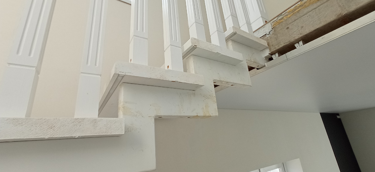 Саморезы есть, компенсатора нет