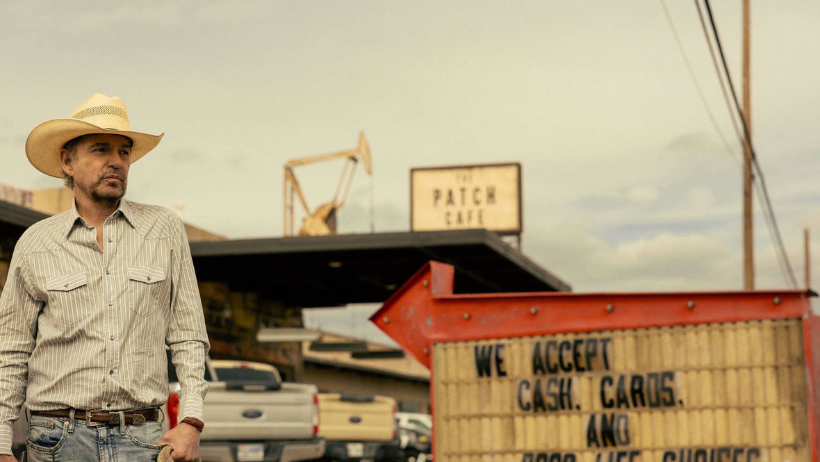    Кадр из сериала «Лэндмен», создатель Тейлор Шеридан, MTV Entertainment Studios, Paramount+