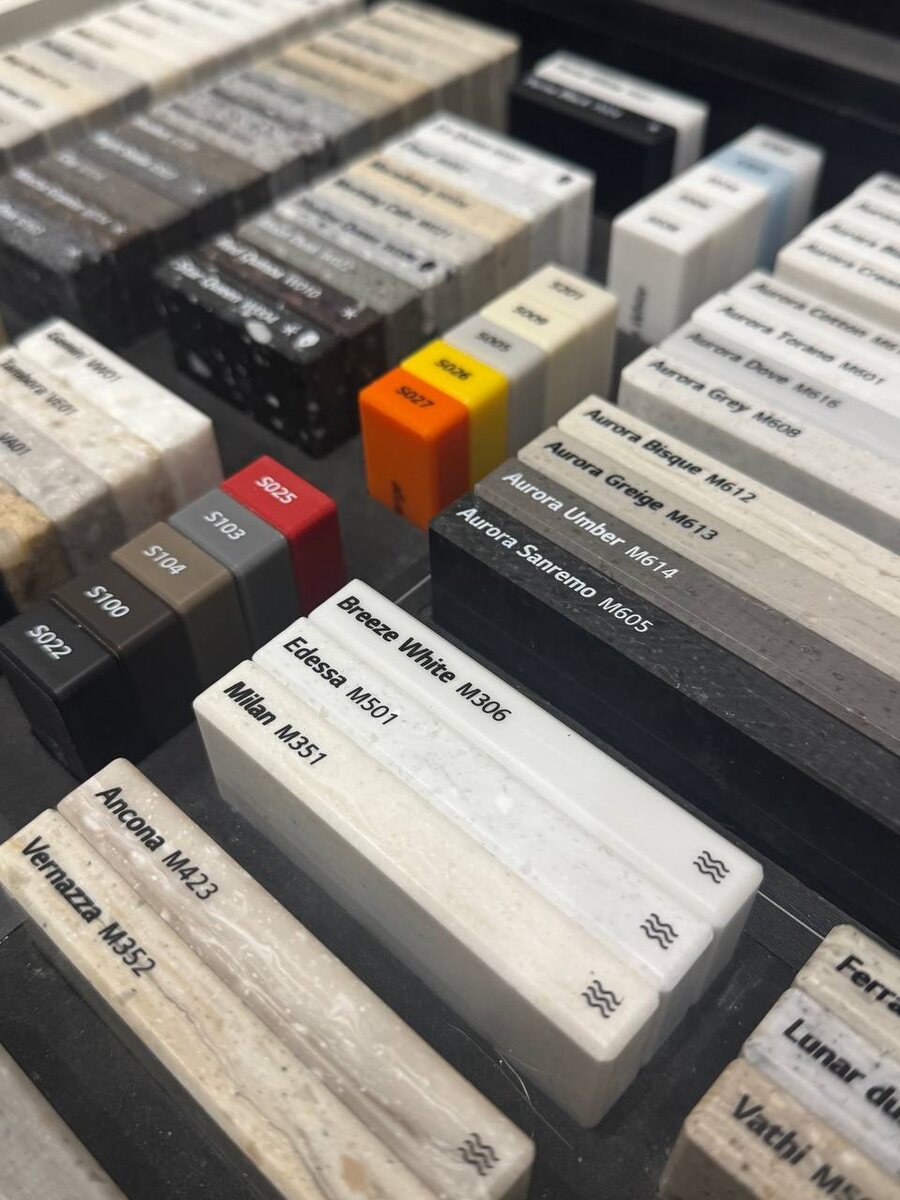 Пример чемодана с образцами. Фото собственность автора.