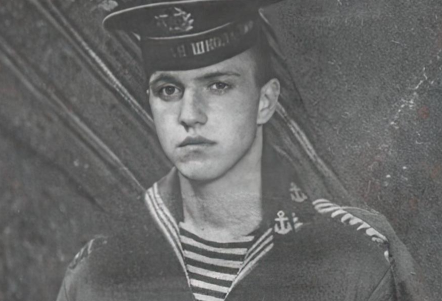 Владимир на службе