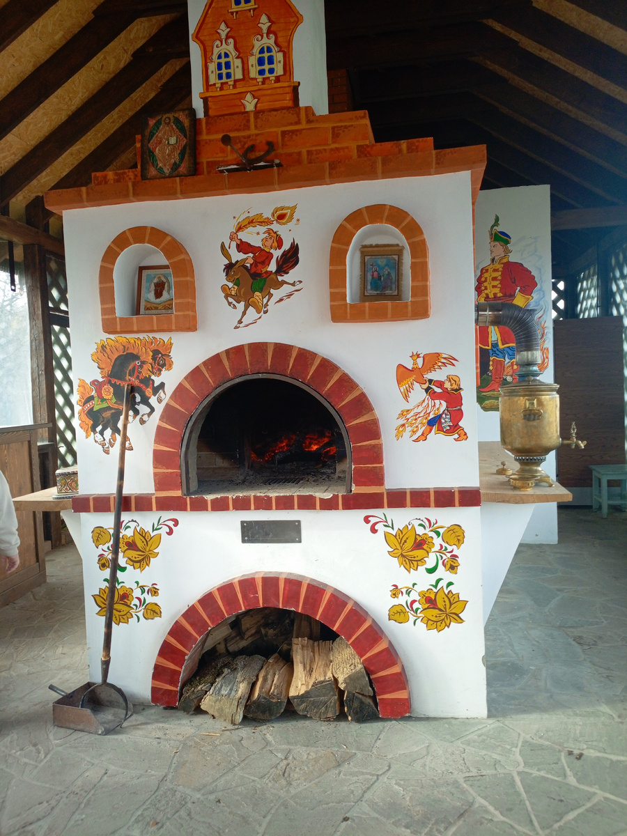 Красноармейская ул., 1125, село Александровское