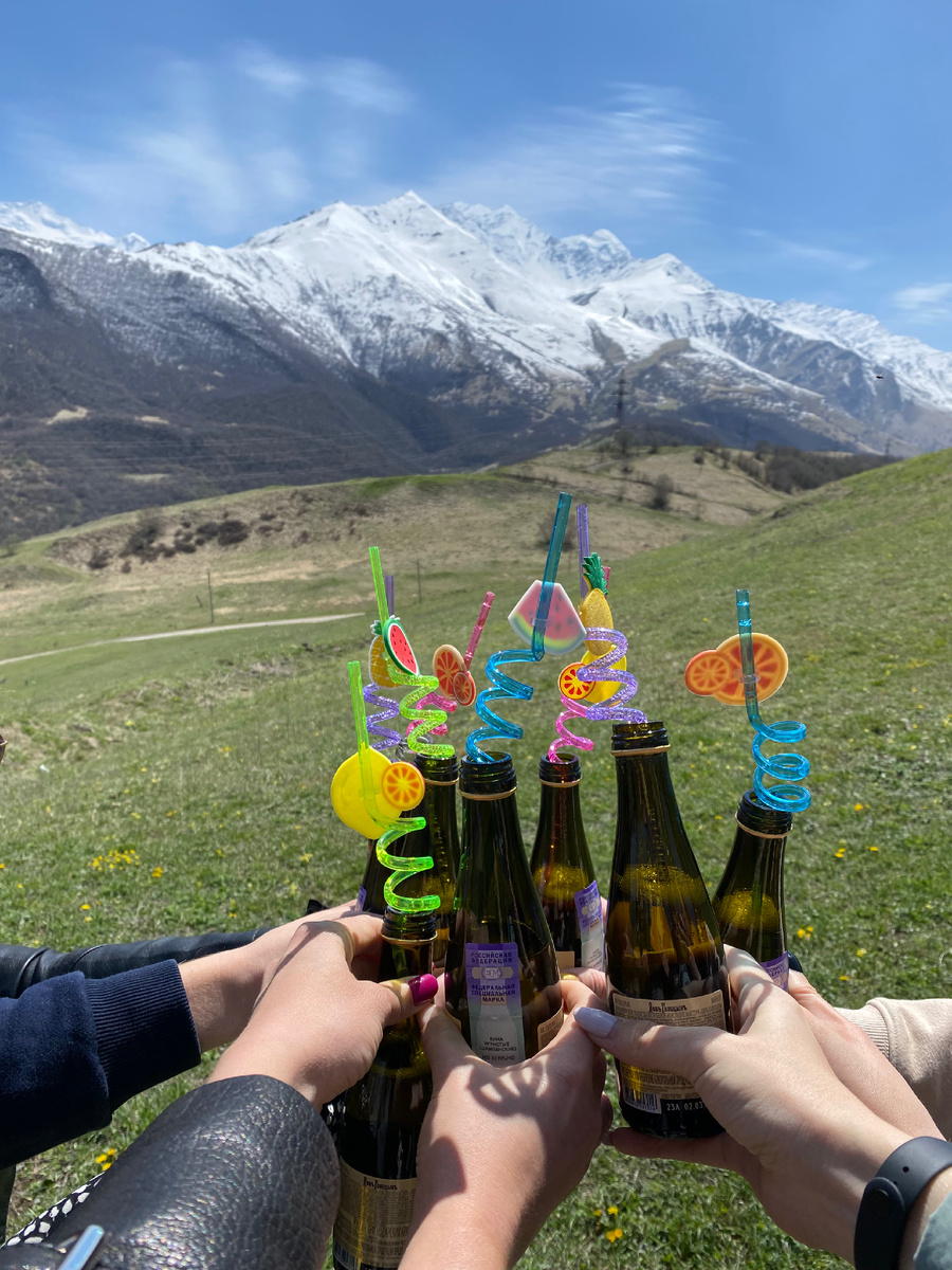 отмечали мой ДР в горах Осетии