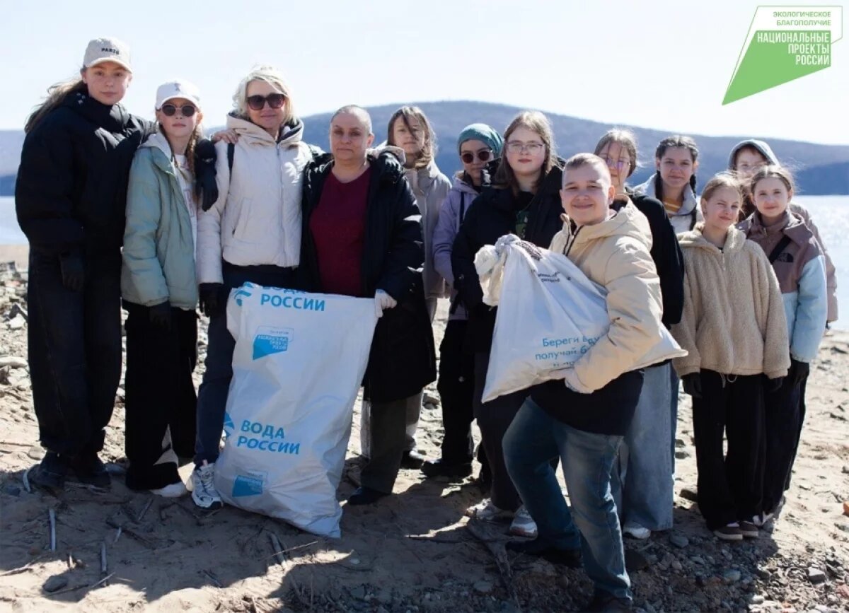    В Хабаровском крае за полгода от мусора очистили 170 км береговой линии