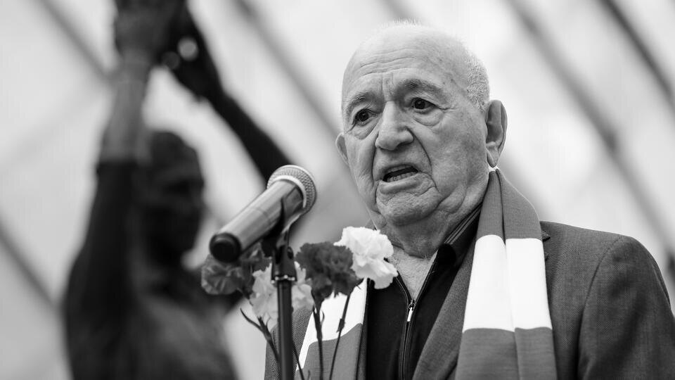     Легендарный футболист "Спартака" Никита Симонян умер на 100-м году жизни СПОРТ-ЭКСПРЕСС/Дарья Исаева