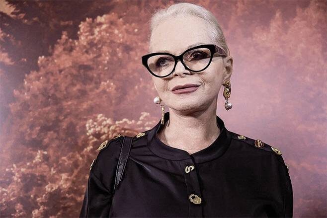    АРТЕМ ГЕОДАКЯН/ТАСС: Кейс Ларисы Долиной (на фото) не стал первым случаем, когда квартиру вернули продавцу, но за счет публичности вызвал волну похожих кейсов и панику на рынке