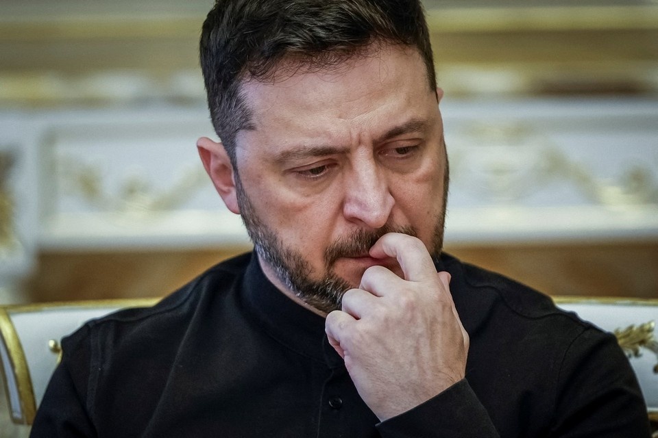    Владимир Зеленский рискует столкнуться с тройной угрозой для своей власти. REUTERS