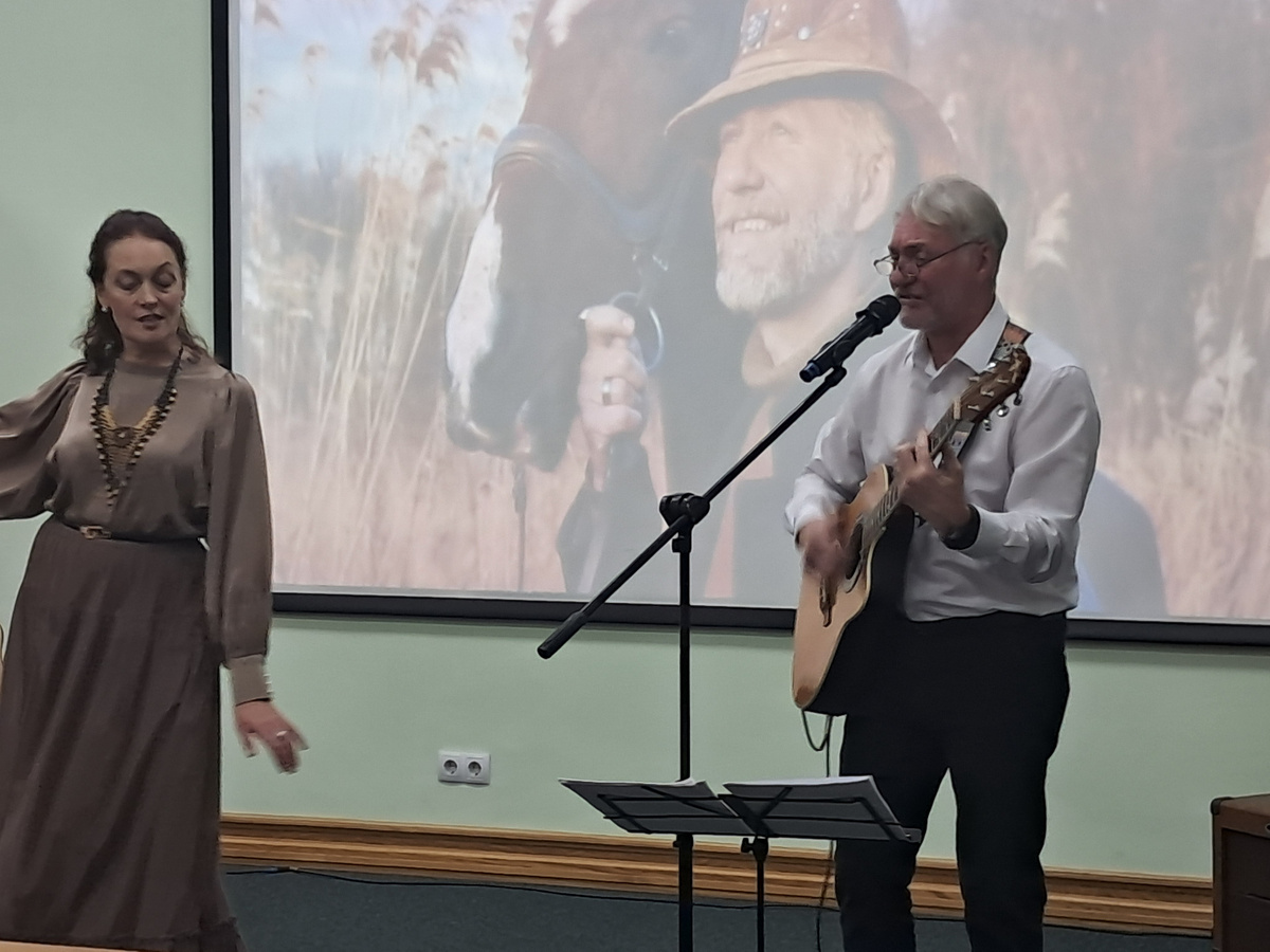 Александр Самборук и его муза Елена Дудкина