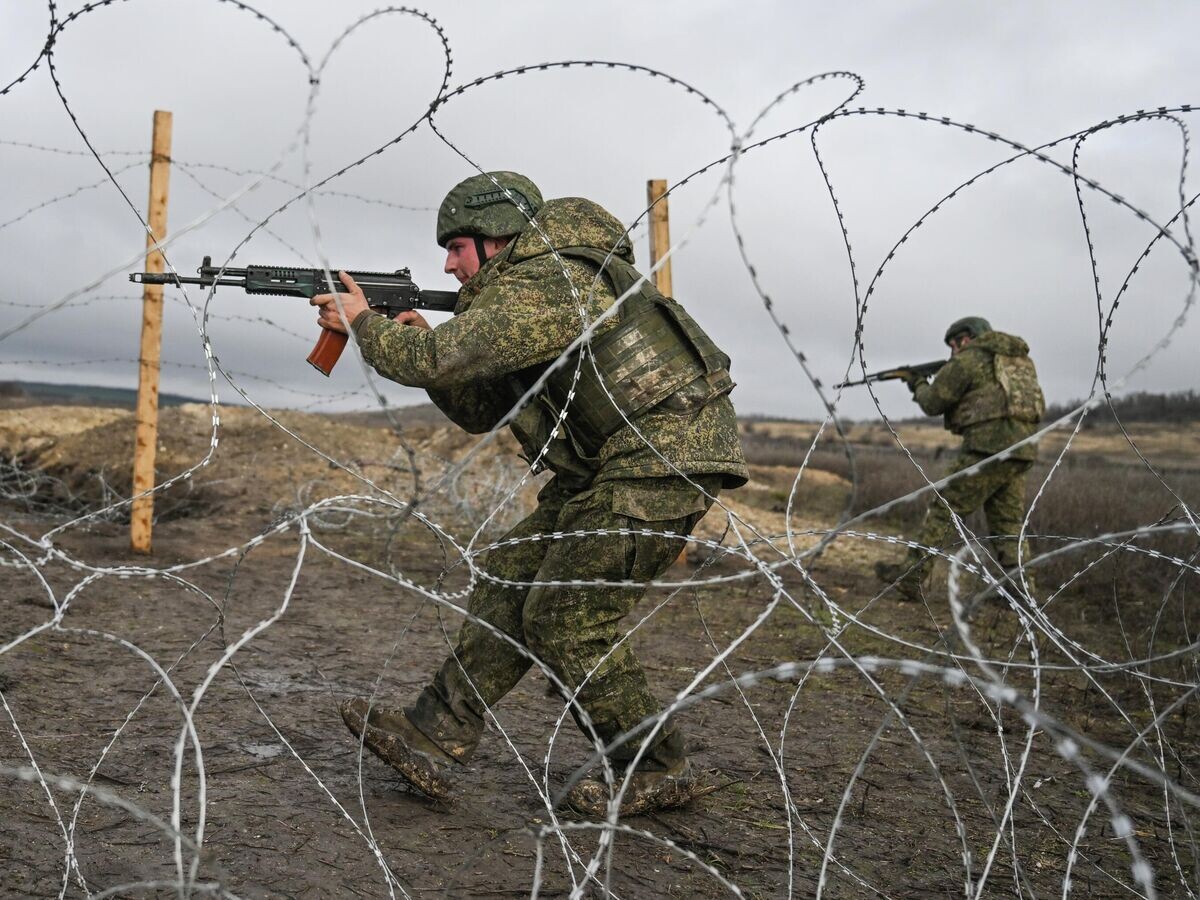    Российские военнослужащие в зоне СВО© РИА Новости / Станислав Красильников