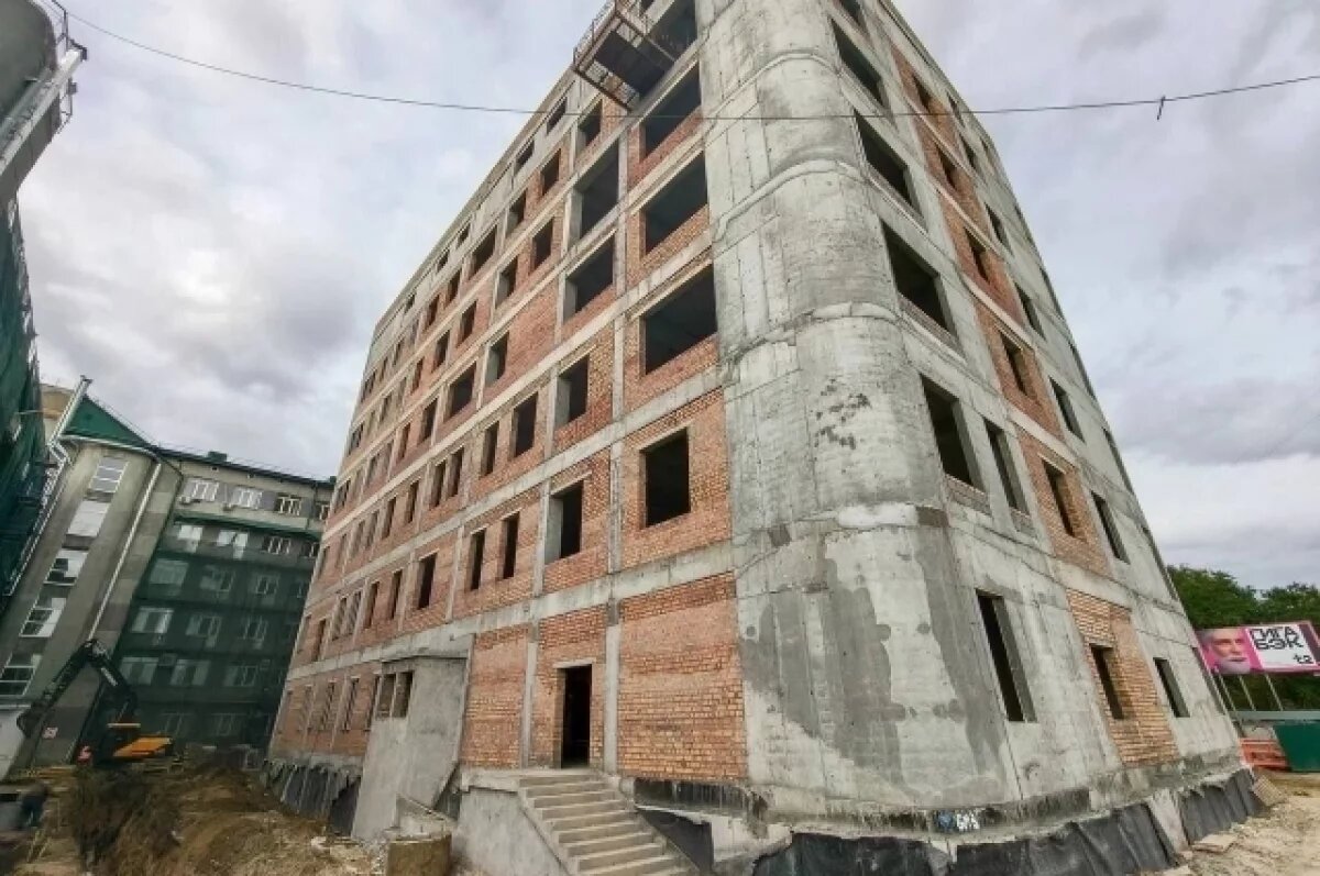    В Омске при строительстве больницы нашли «останки» старинного особняка