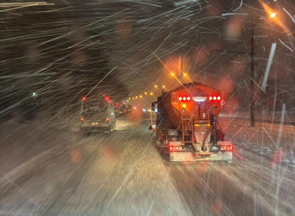    Уборка улиц Барнаула. Источник: Администрация Барнаула