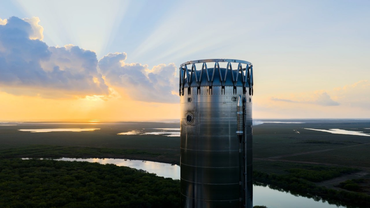 В правой части можно заметить те самый кожухи
