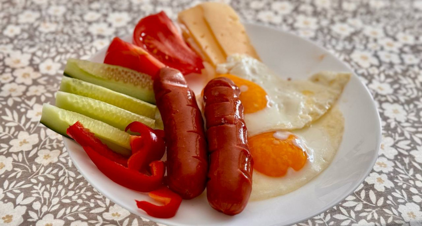    Как изменить утро за 10 секунд: два маленьких правила, которые делают завтрак вкусным, сытным и наконец-то правильным