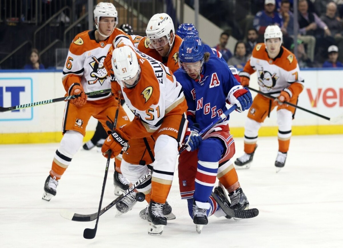     За океаном о возможном обмене Панарина в «Анахайм»: может замедлить рост молодёжи, но усилит команду к плей-офф