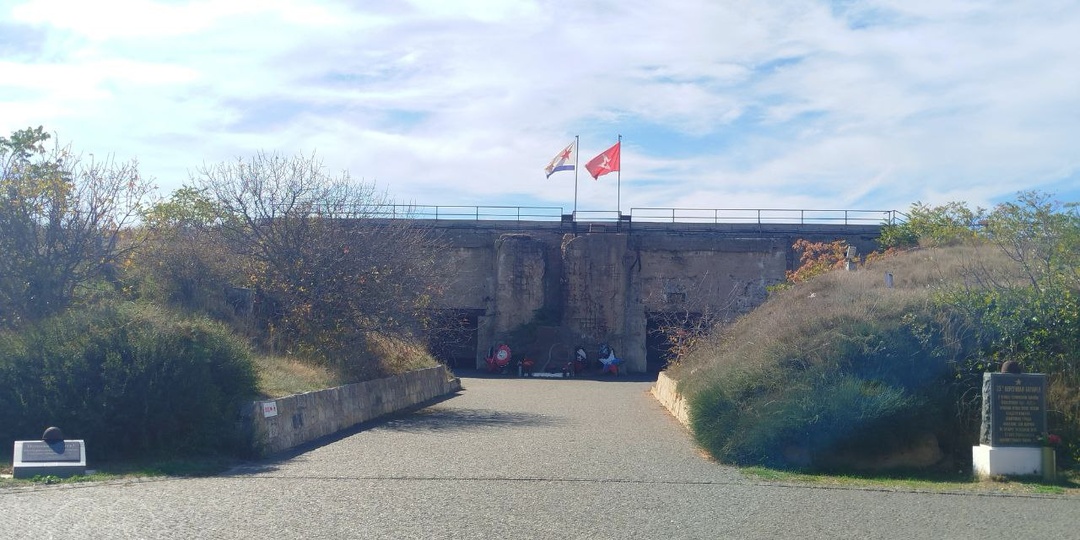 35-я Береговая батарея в Севастополе - место, где невольно выступают слезы