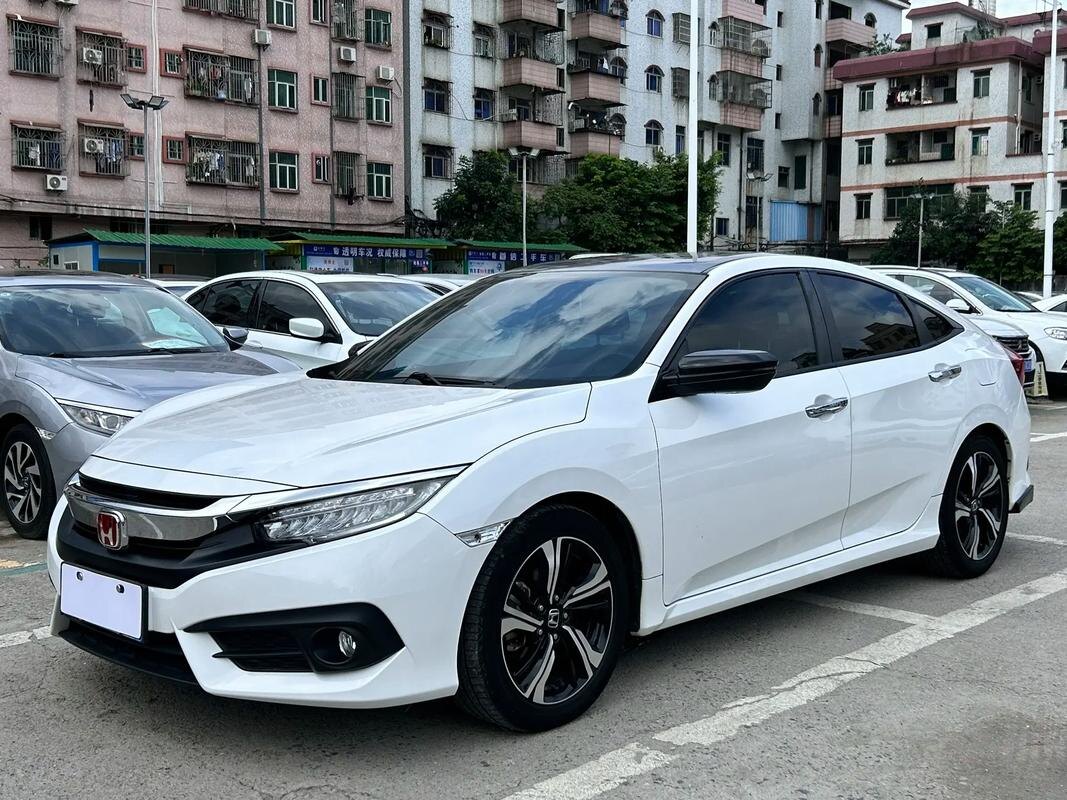 Honda Civic 10-го поколения 