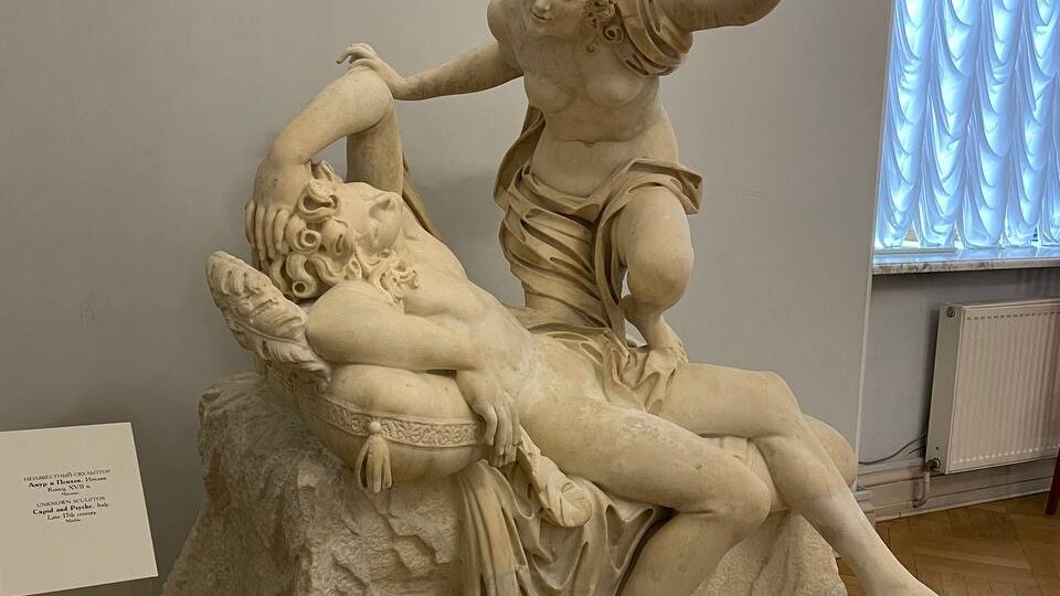 А вы знали, что во время реставрации Летнего сада, все его скульптуры были заменены на копии