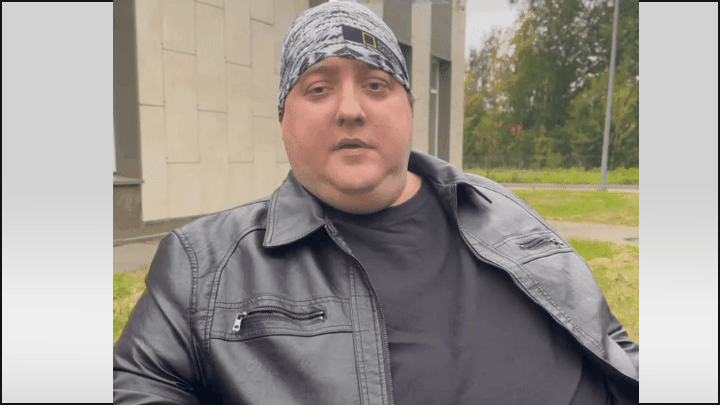    Артист, известный по роли Мухича в сериале "Полицейский с Рублевки", скончался от рака. GIF видео "Московский комсомолец"