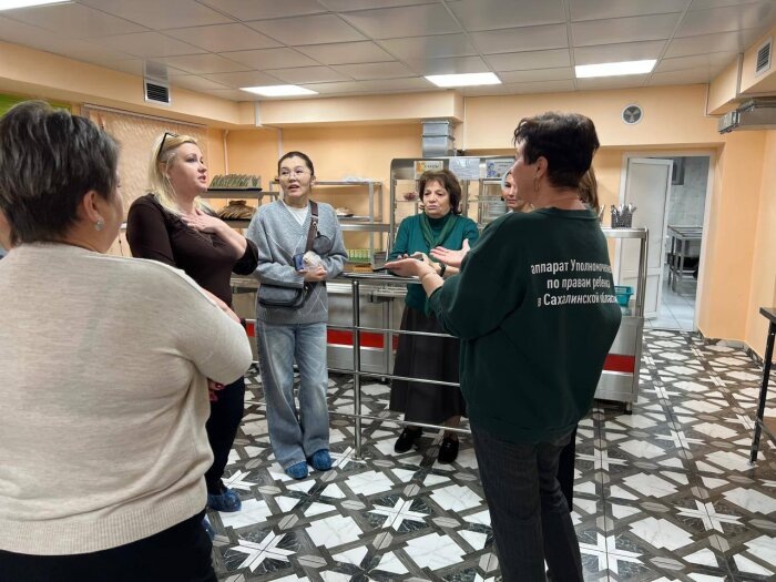 Аппарат уполномоченного по правам ребёнка – это внушительная бюджетная организация / Фото: телеграм-канал Любовь Устиновская