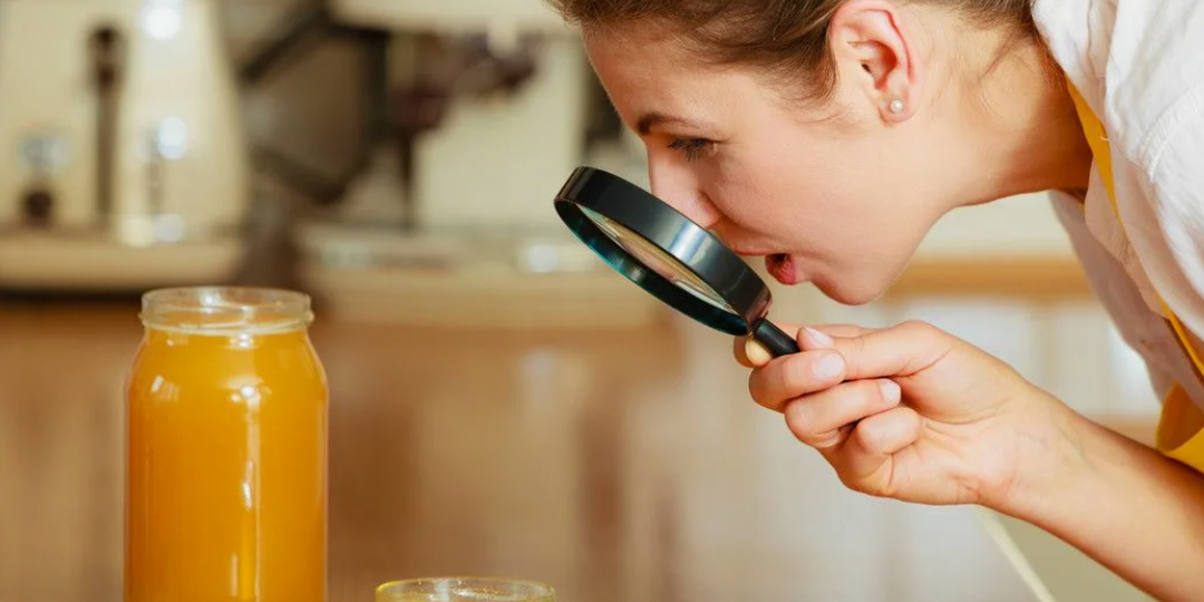 Медовый детектив: что продают на маркетплейсах под видом натурального мёда.