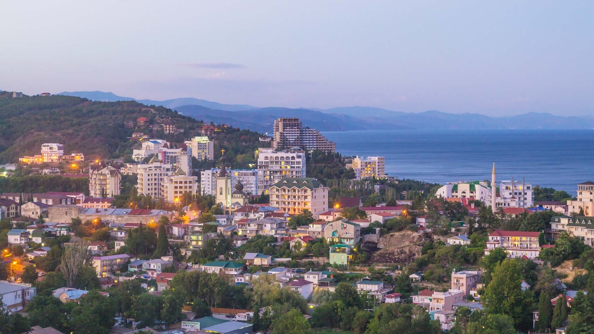 Панорама Алушты