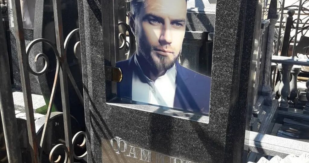 Фото на стекле на памятник — отзывы, технология и особенности оформления