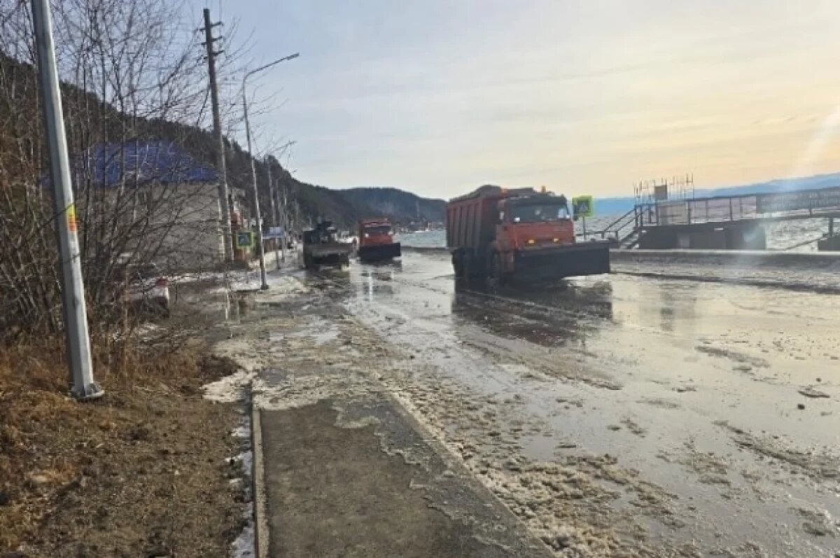    Академик РАН прокомментировал выход воды на дорогу в Листвянке