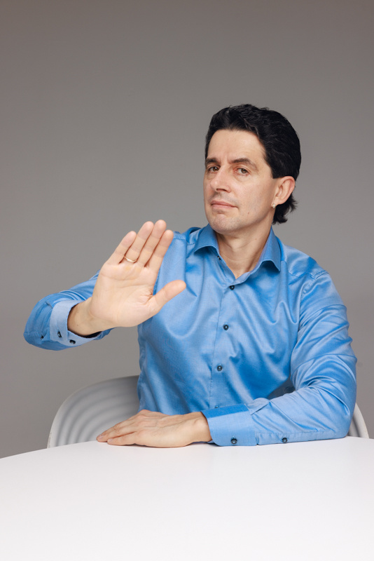 Фотография взята с сайта стоматологии Дмитрович Фэмили https://www.dmitrovich.ru/