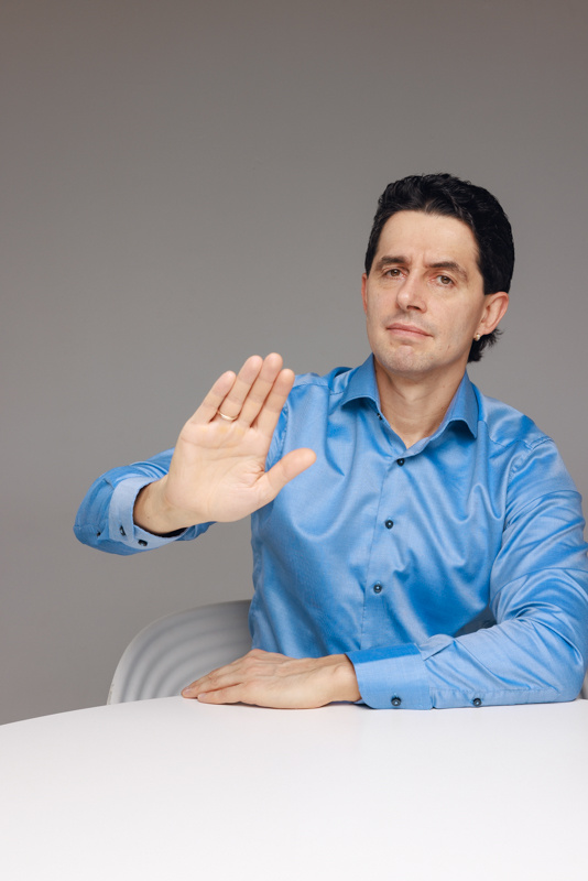 Фотография взята с сайта стоматологии Дмитрович Фэмили https://www.dmitrovich.ru/