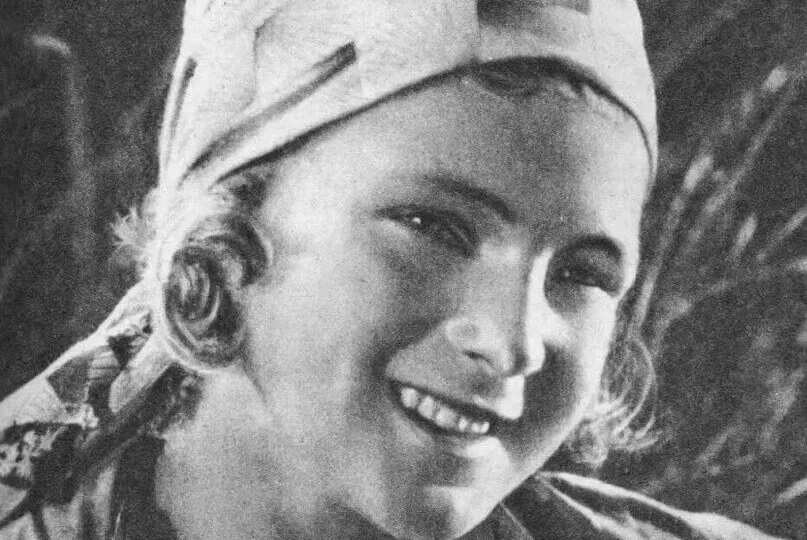 Актриса, которая вынесла с поля боя 50 бойцов: история Гули Королёвой