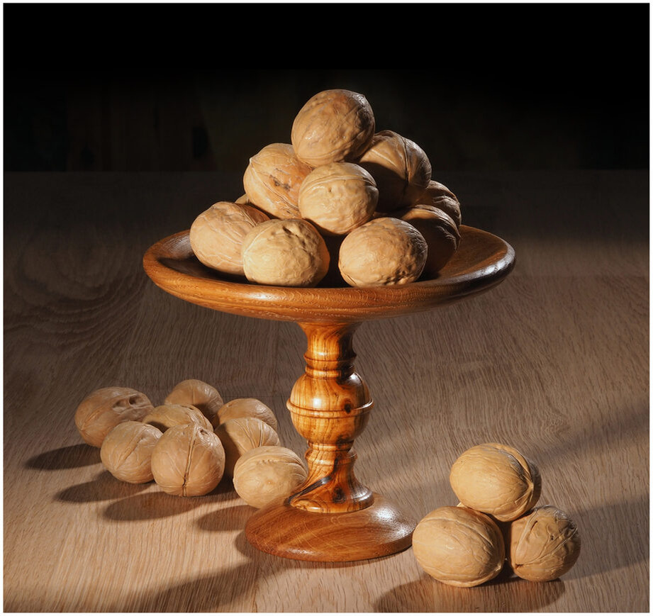 На курсе есть лекция практикум по изготовлению этой конфетницы