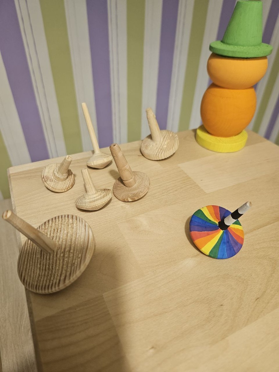 Автор этого волчка живёт в Беларуси, в городе Минск