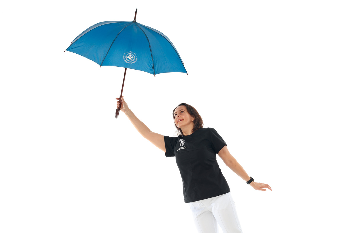 Фотография взята с сайта стоматологии Дмитрович Фэмили https://www.dmitrovich.ru/