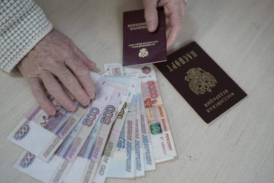 Неучтённый стаж: опыт работы до 1997 года теперь меняет жизнь российских пенсионеров