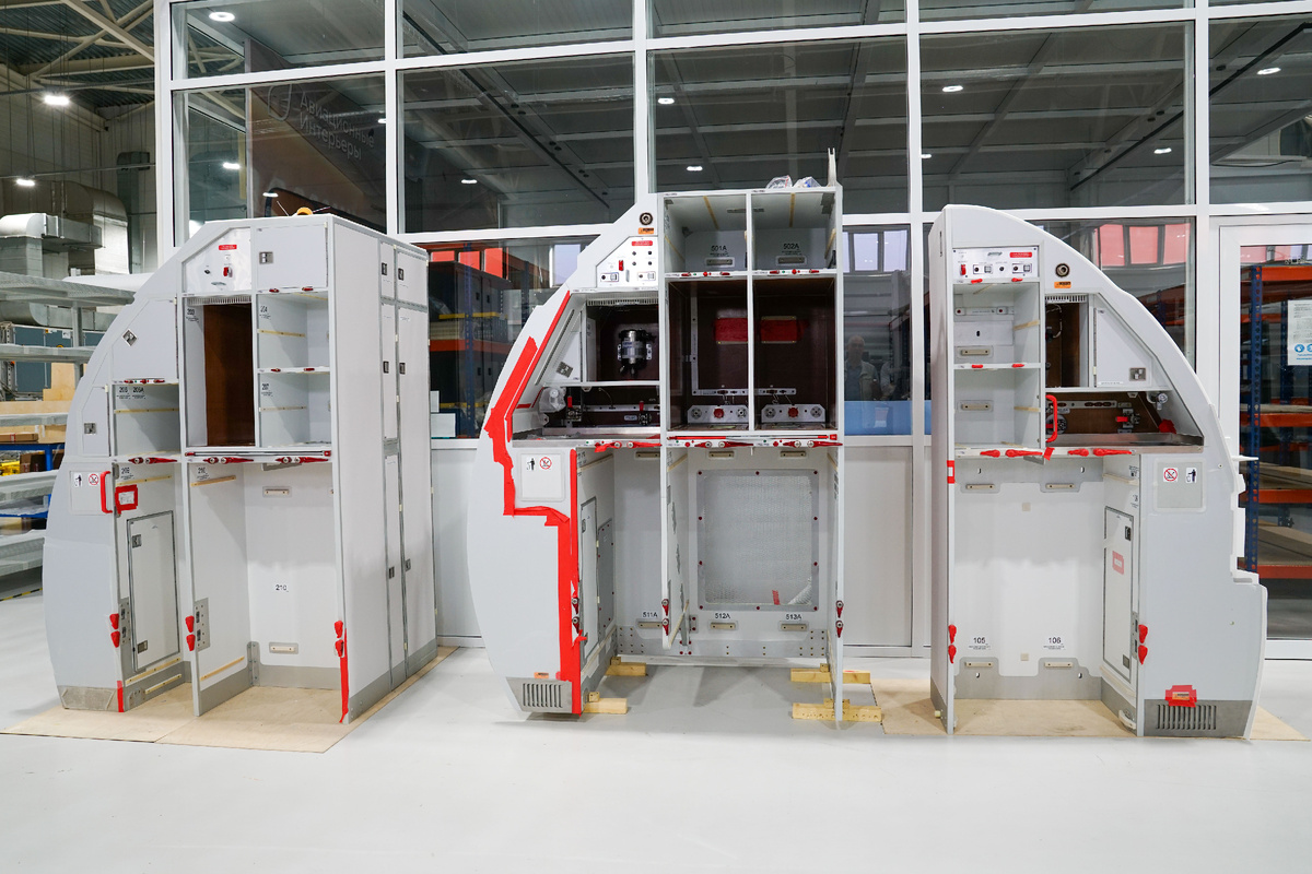 Три кухни SJ-100. Сделано в России