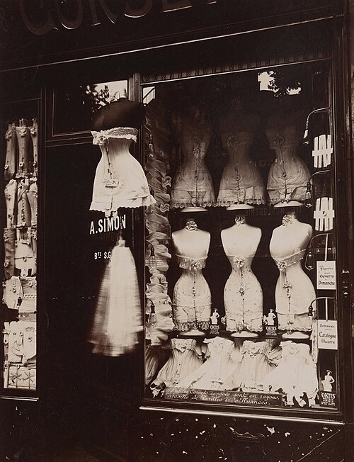 Страсбургский бульвар, мгазан корсетов.