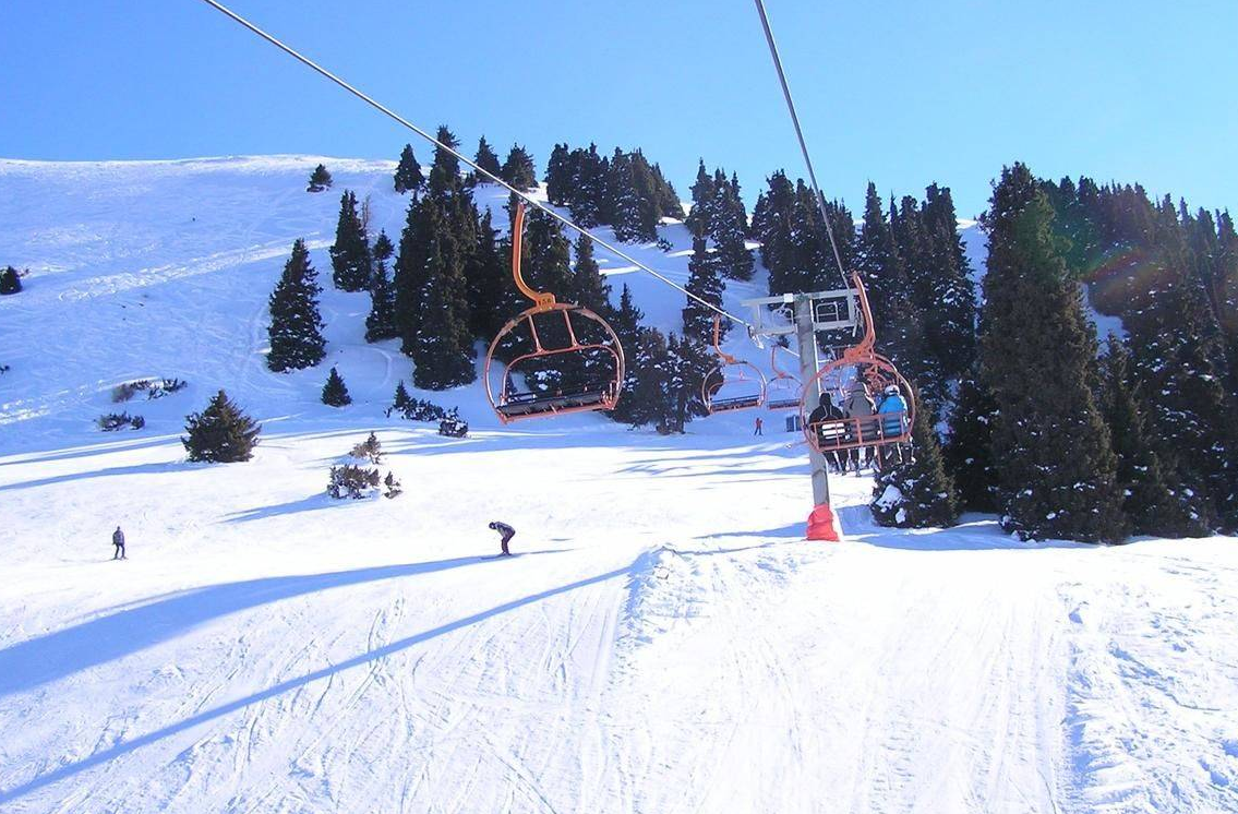 Горнолыжный курорт в горах Киргизии